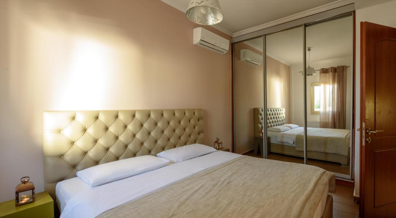 Suite Home Santorini Fira  Dış mekan fotoğraf