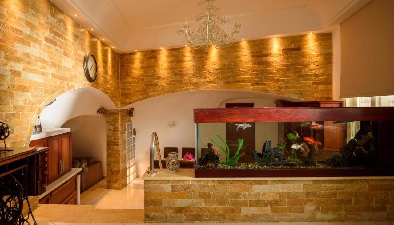 Suite Home Santorini Fira  Dış mekan fotoğraf